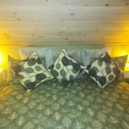 Roliga Semestrar I Ahus! Bagian luar foto